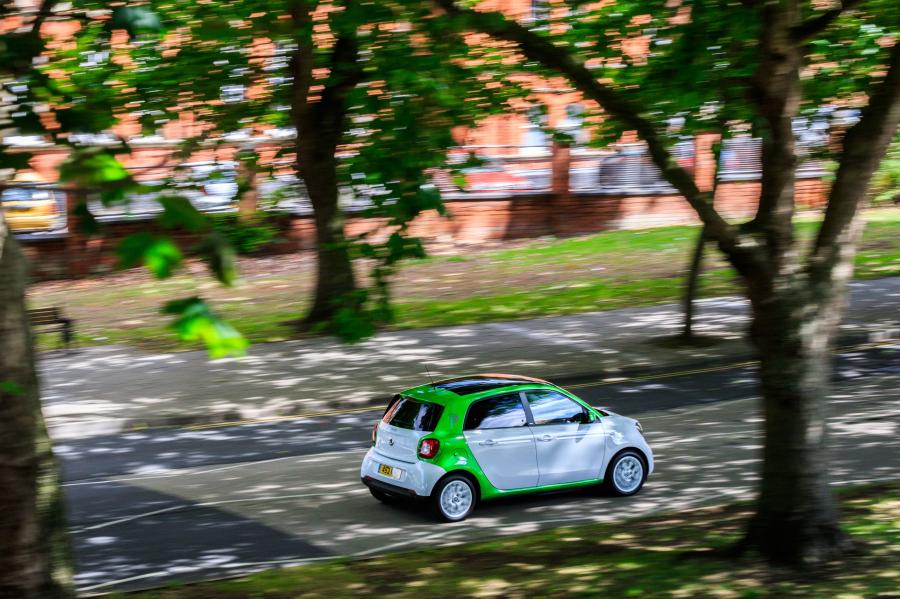  Smart ForFour Prime Electric Drive (W453) 2017 года  (UK) (фото 3 из 23)